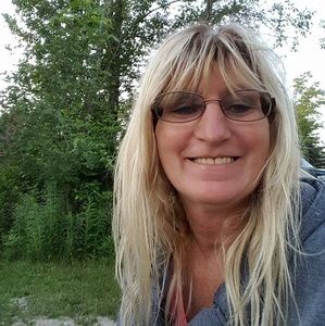 Meet your Posher, Vickie